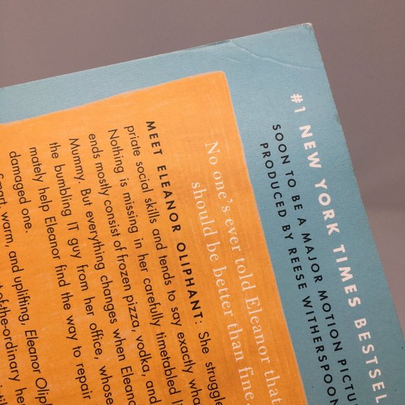 Eleanor Oliphant Is Completely Fine by Gail Honeyman Softbound Paperback Book - Picture 9 of 11